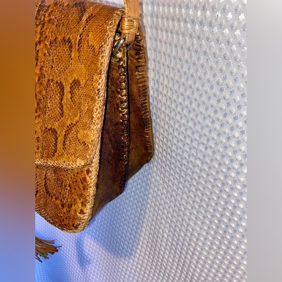Women’s‎ VINTAGE Snake skin Leather Tan hippie boho crossbody/shoulder bag - Picture 9 of 16
